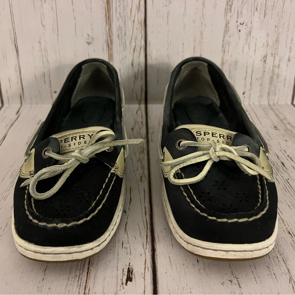 GUC Sperry Top-Siders, navy women’s size 8.5